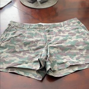 Plus size camo shorts